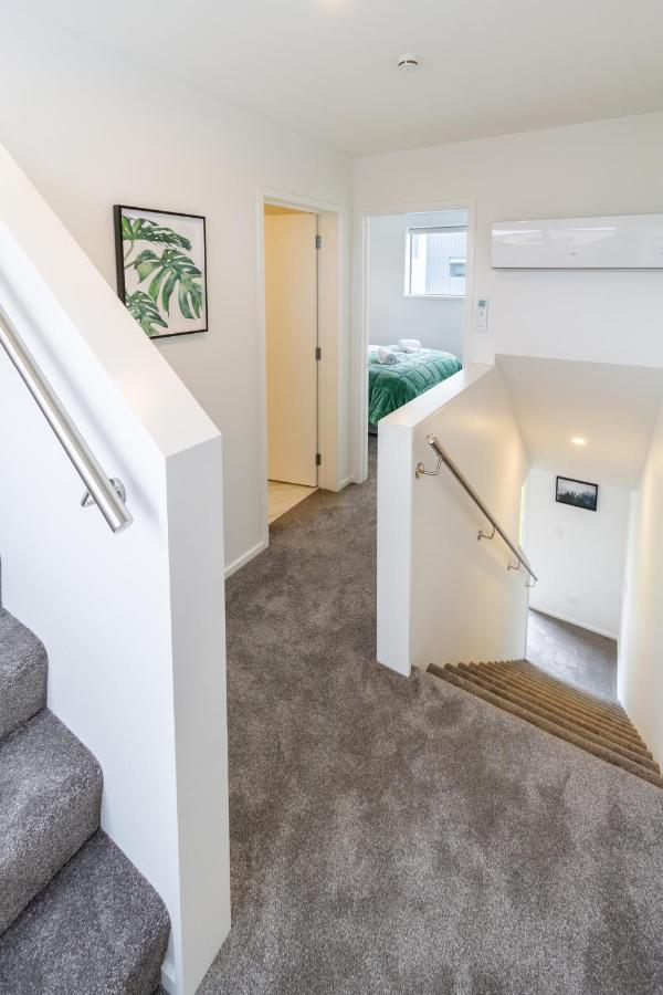 Upper Riccarton Dream - 2 Bed 2 Bath W/Carpark Leilighet Christchurch Eksteriør bilde
